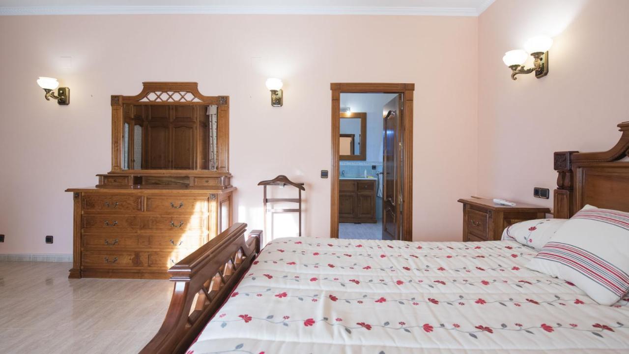 Villa Las Tres Hermanas Albarreal De Tajo By Toledo Ap Екстериор снимка