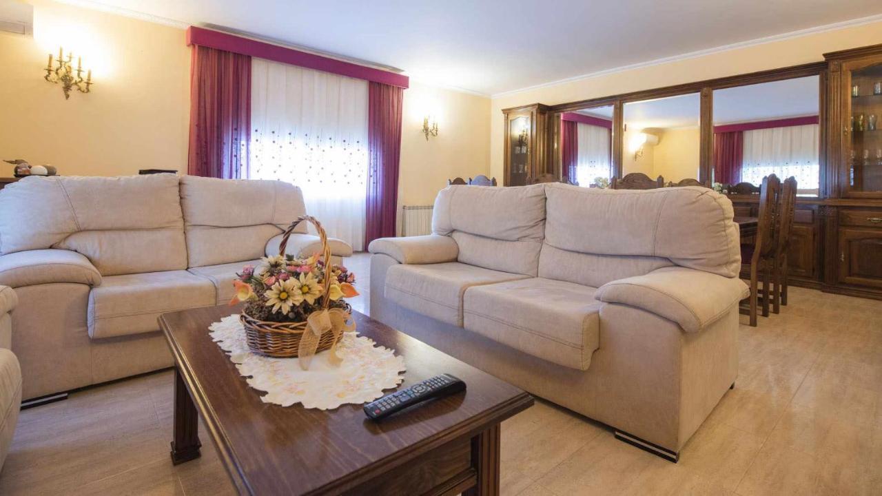 Villa Las Tres Hermanas Albarreal De Tajo By Toledo Ap Екстериор снимка